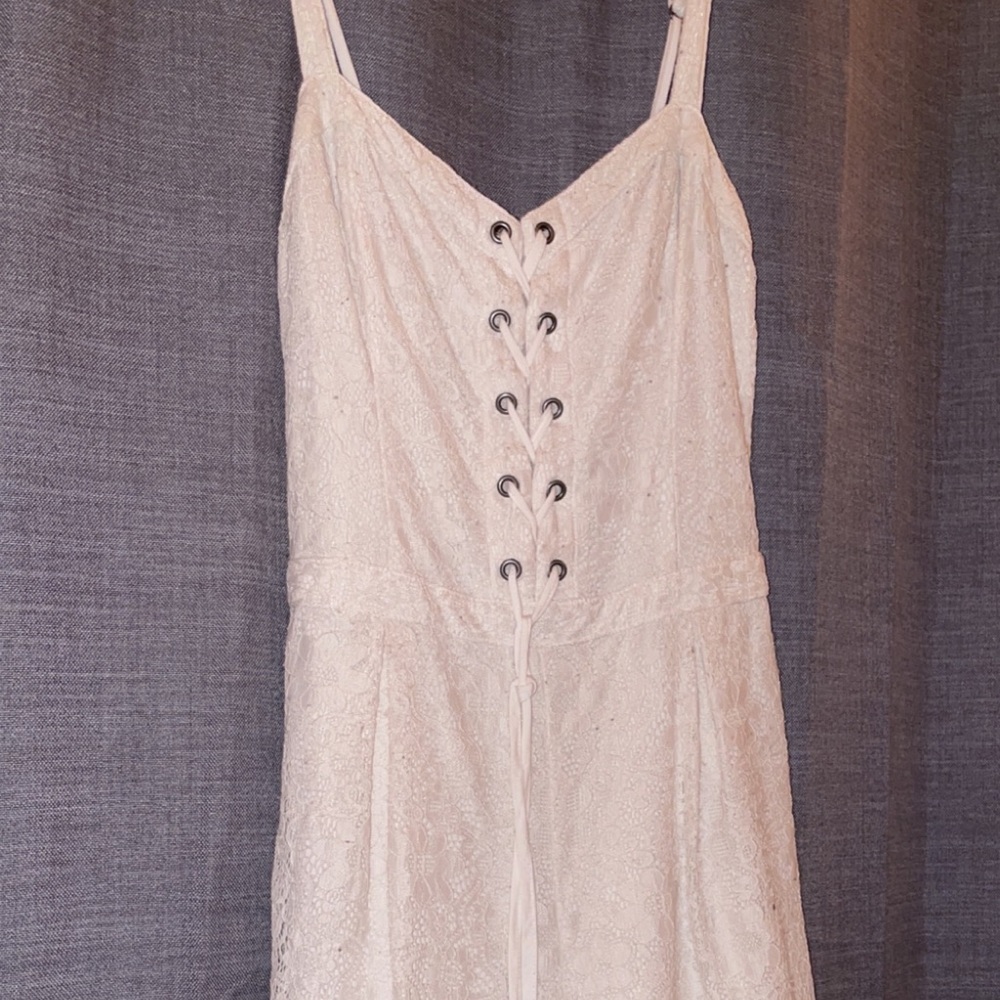 hollister creame romper